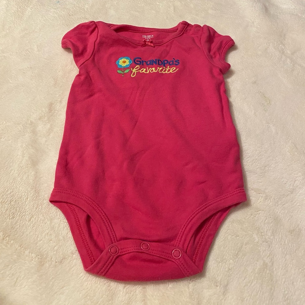 Carter’s Baby girl onesie size 9m